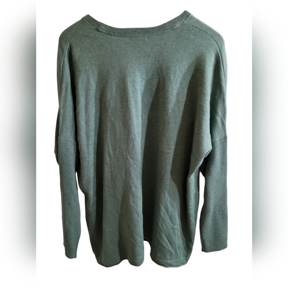 NWT J. Jill Lightweight V-neck Sweater Large Cotton Silk Wool Blend Muted Green - Picture 2 of 5